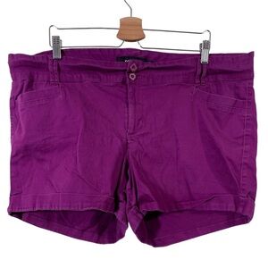 torrid Women's Rich Purple Chino Double Button Cuffed Hem Shorts Plus Size 24